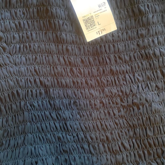 NWT Forever 21 black tank - Picture 4 of 7